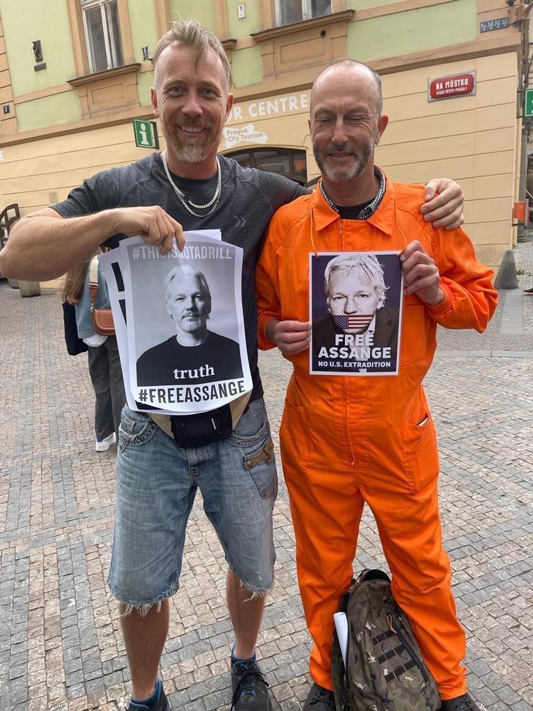 James Quick - Julian Assange